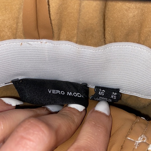 Vero Moda XS Shorts - Picture 3 of 5